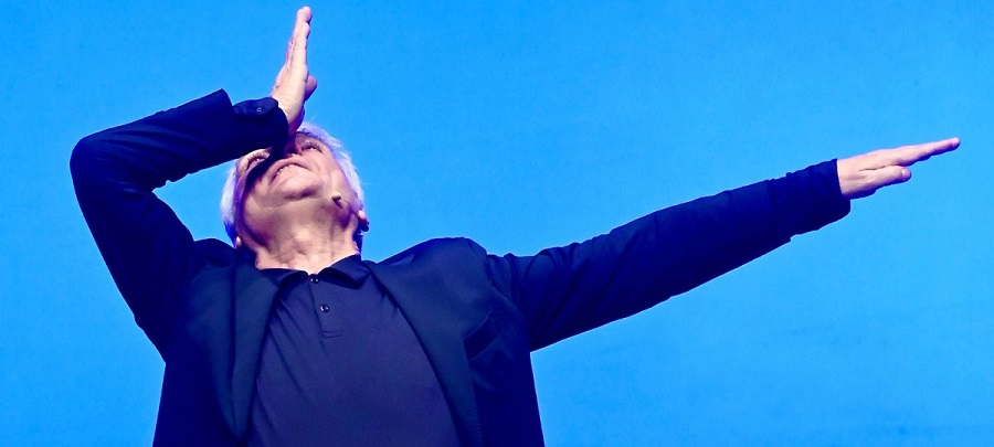 Se estrena "¡Por fin solo!" | Carles Sans durante el monólogo