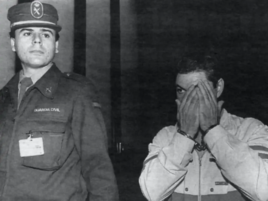 Terror en Madrid: crímenes en el mesón del "Lobo Feroz"