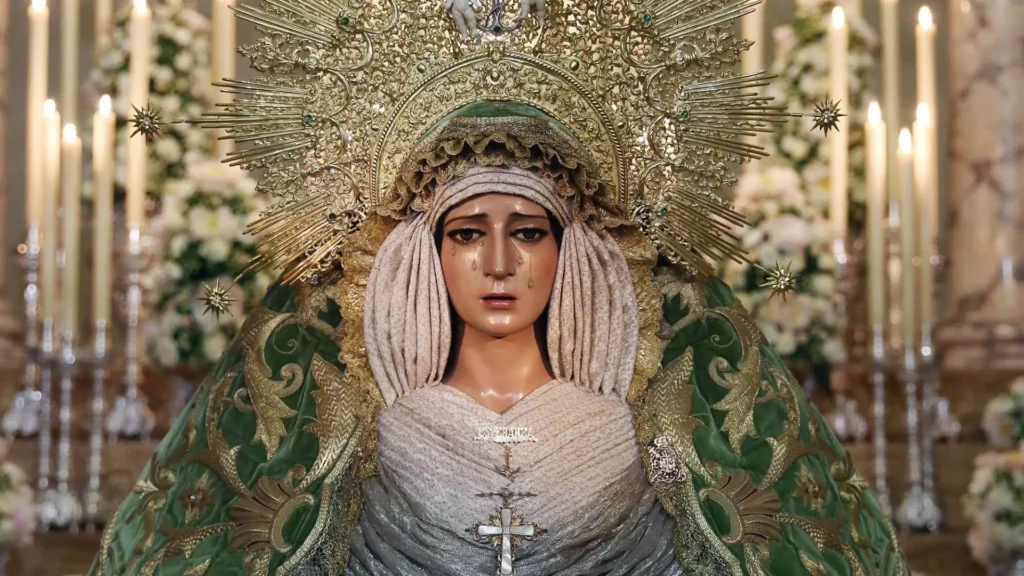 Las 10 procesiones de Semana Santa en España que tienes que vivir al menos una vez