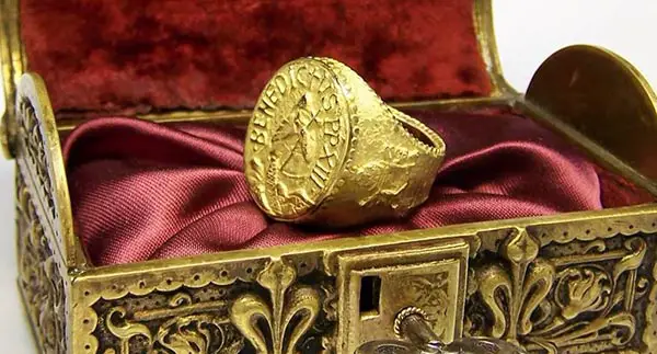 Diez costumbres papales y del Vaticano que te van a dejar con la boca abierta