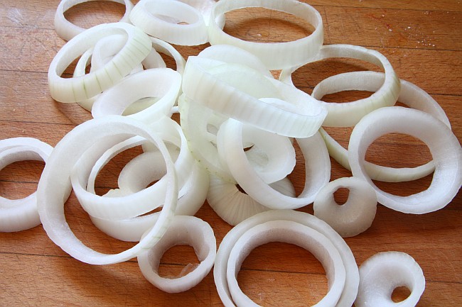 10 tradiciones extrañas de Nochevieja que te van a sorprender